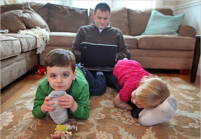 bài văn, điện thoại, con cái, dạy con, nuôi con, thế giới ảo bài văn, điện thoại, con cái, dạy con, nuôi con, thế giới ảo