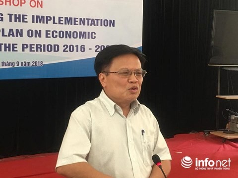 Chuyên gia: Phải giữ chân người tài trước khi hút người tài về nước TS. Nguyễn Đình Cung, Viện trưởng Viện CIEM.