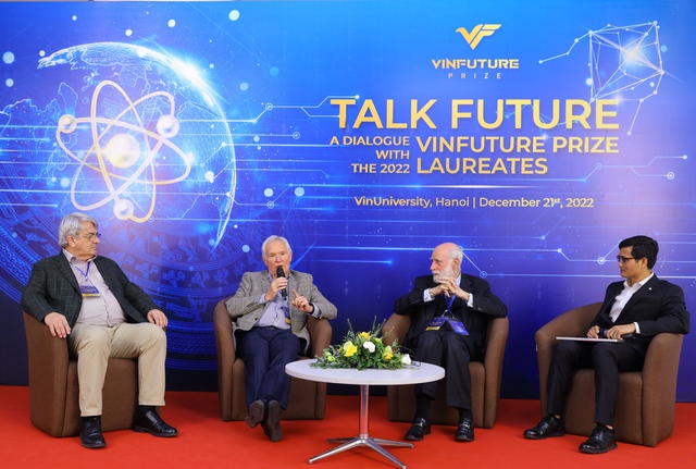 Khát vọng đến với khoa học phụng sự nhân loại - Ảnh 1. Khát vọng đến với khoa học phụng sự nhân loại - Ảnh 1.