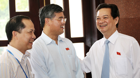Thủ tướng Nguyễn Tấn Dũng được giới thiệu tái cử