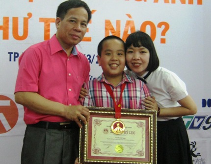 Gặp cậu bé 11 tuổi lập 2 kỷ lục Việt Nam 
